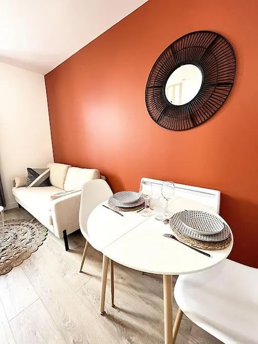 La Tourmaline Rouge - Romans Apartment